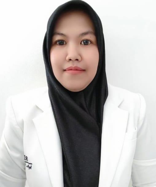 apt. Titik Gustinawati, S.Si., Gr.